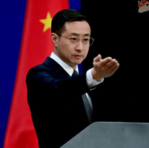  中美高层互动持续推进，特朗普访华事宜保持沟通；元首外交引领双边关系稳定发展。 新闻