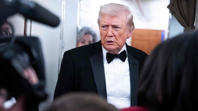  美伊对话传出积极信号；特朗普推迟军事行动；伊朗指责心理战术。 文化旅游