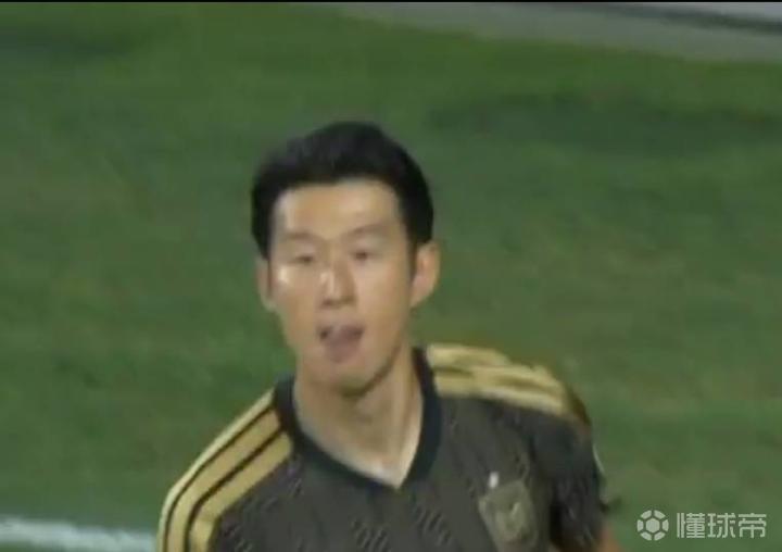  沉默的十一场等待：孙兴慜在绿茵场重塑自我价值 体育新闻