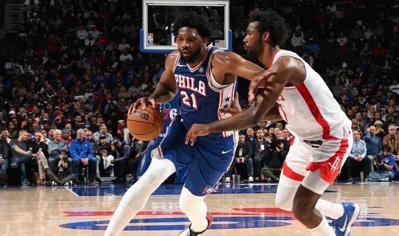  火箭8连胜背后的技术密码：乌度卡战术重构与空间拉扯的深度解构 体育新闻 火箭8连胜背后的技术密码：乌度卡战术重构与空间拉扯的深度解构 体育新闻