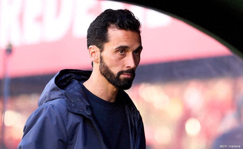  战术洗牌背后的战略考量：皇马对阵拜仁的阵容重构深度解析 体育新闻